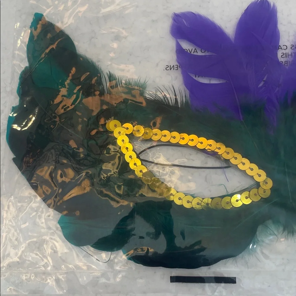 Feather sequin mask Halloween Mardi Gras masquerade cosplay costume party new